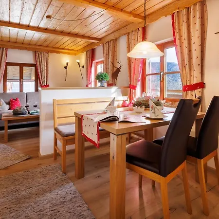 Langerbauer-hof Inkl. Chiemgaukarte Apartment *